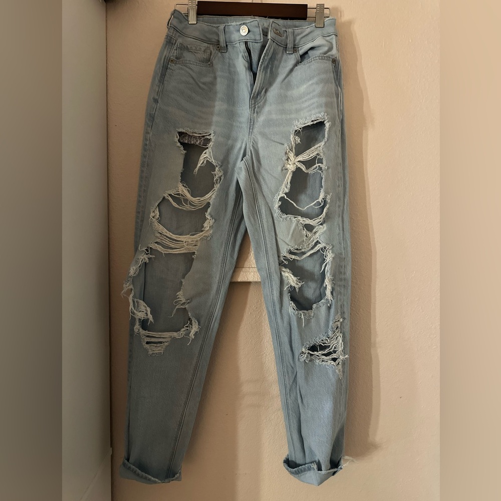 MOM JEANS